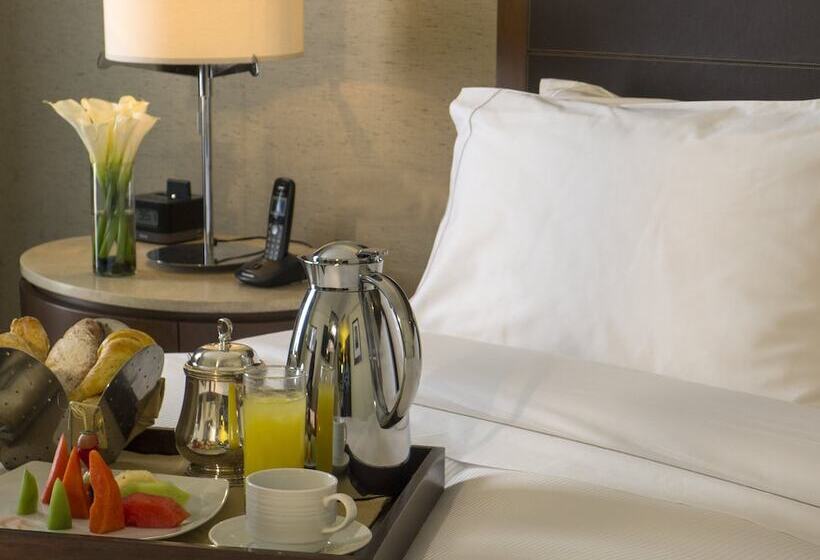 Номер Deluxe, Grand Fiesta Americana Queretaro