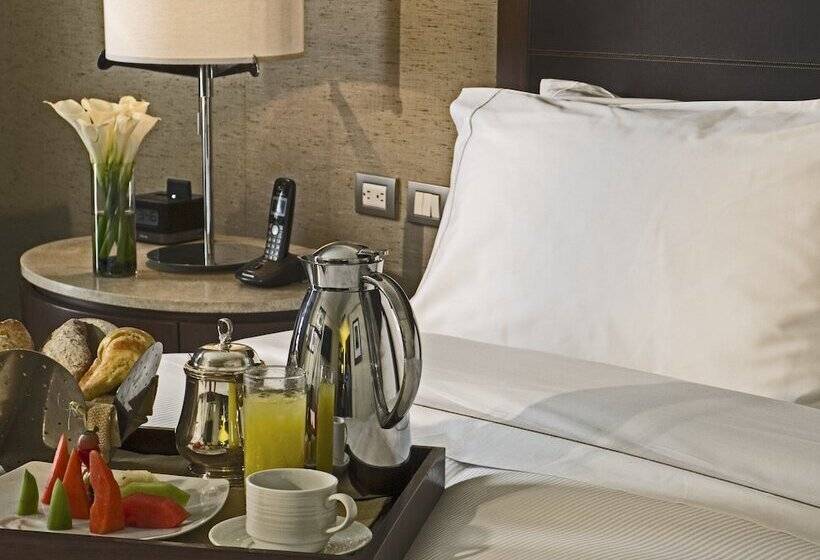 Номер Deluxe, Grand Fiesta Americana Queretaro