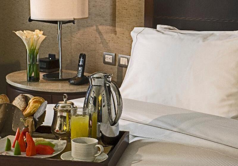 Номер Deluxe Кровать Кинг, Grand Fiesta Americana Queretaro