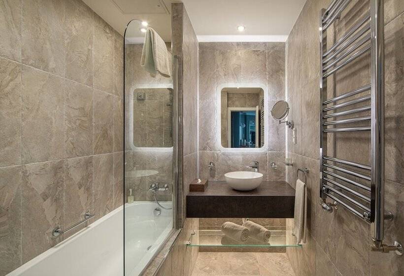 Люкс Повышенной Комфортности, Mamaison Residence Izabella Budapest