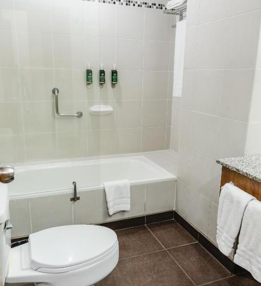스위트, Wyndham Garden Guayaquil