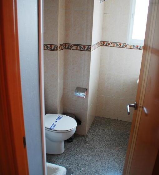 اتاق استاندارد سه نفره, Hostal Mary Tere