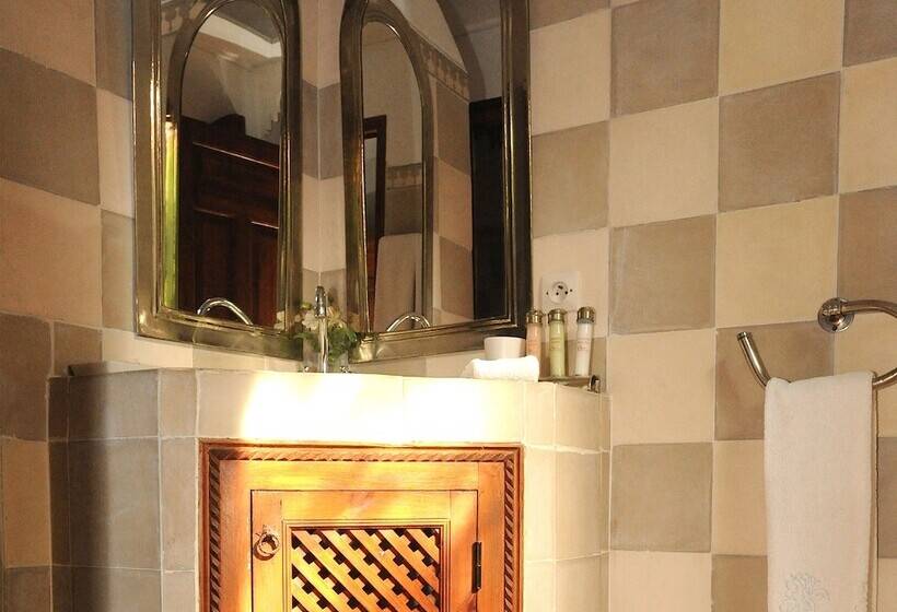 اتاق سوپریور, Riad Sable Chaud