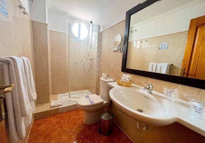 سوییت جونیور, La Aldea Suites