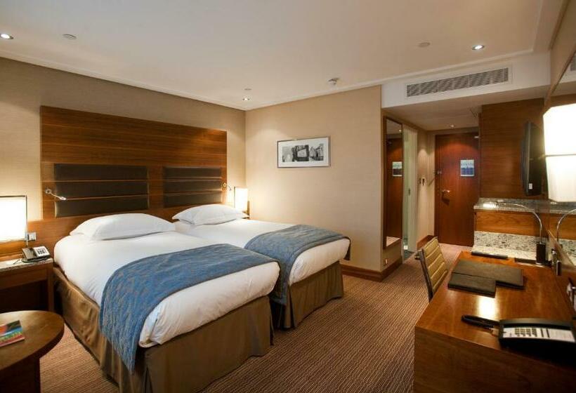 Классический Номер, Sofitel London Heathrow