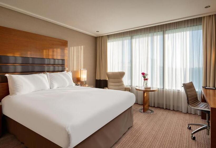 Классический Номер, Sofitel London Heathrow