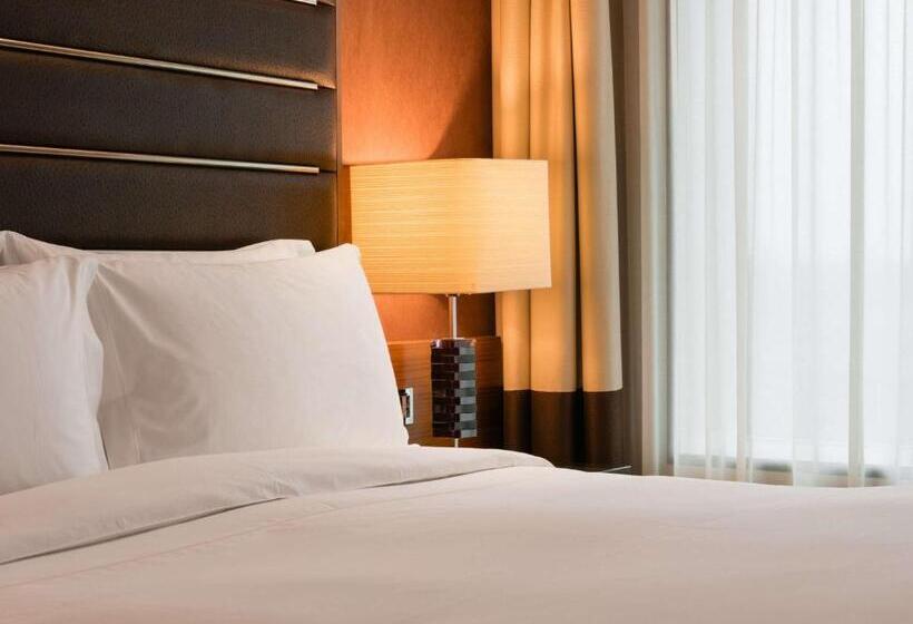 Номер Superior Кровать Кинг, Sofitel London Heathrow