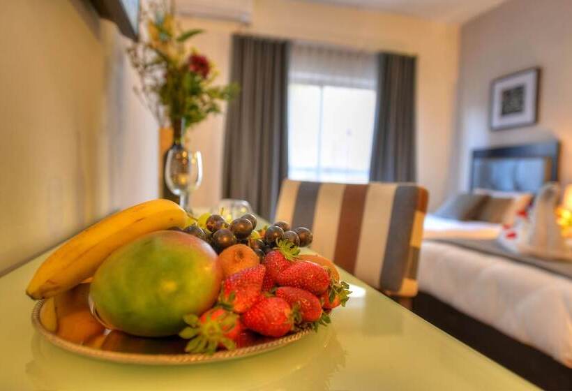 سوئیت خانواده 2 خوابه, St Julians Bay