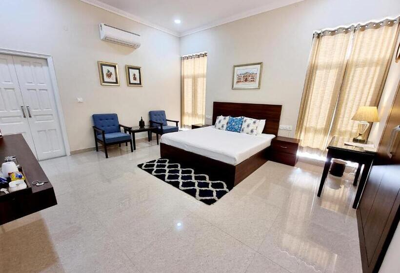 اتاق سوپریور با تخت بزرگ, The Heritage Villa