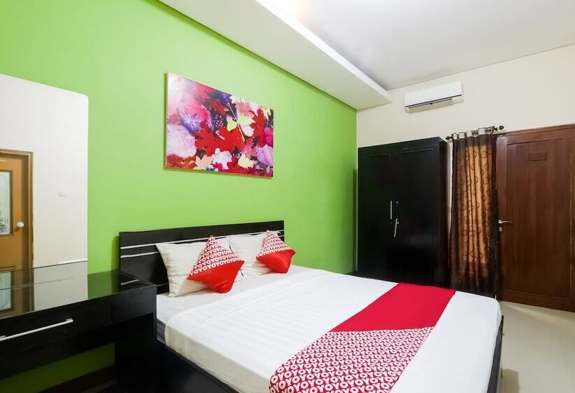 חדר סטנדרט, D Waru Homestay Syariah Near Jl Slamet Riyadi Mitra Reddoorz