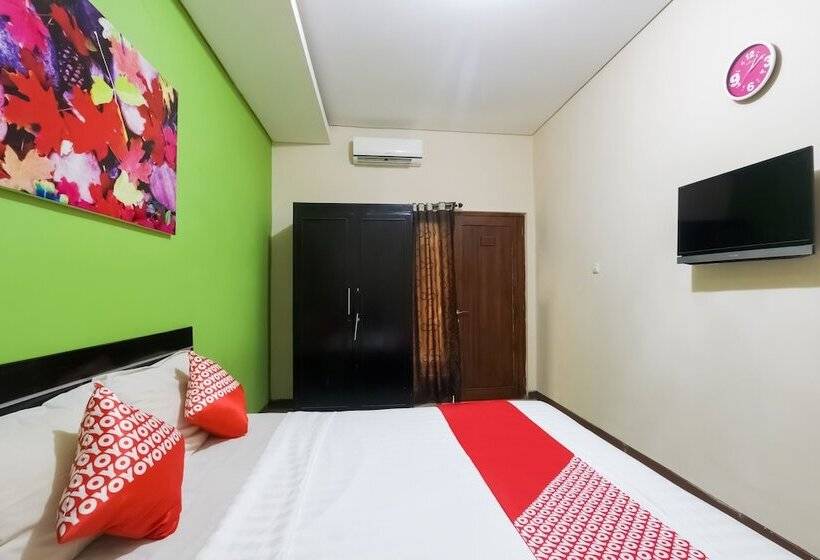 חדר סטנדרט, D Waru Homestay Syariah Near Jl Slamet Riyadi Mitra Reddoorz