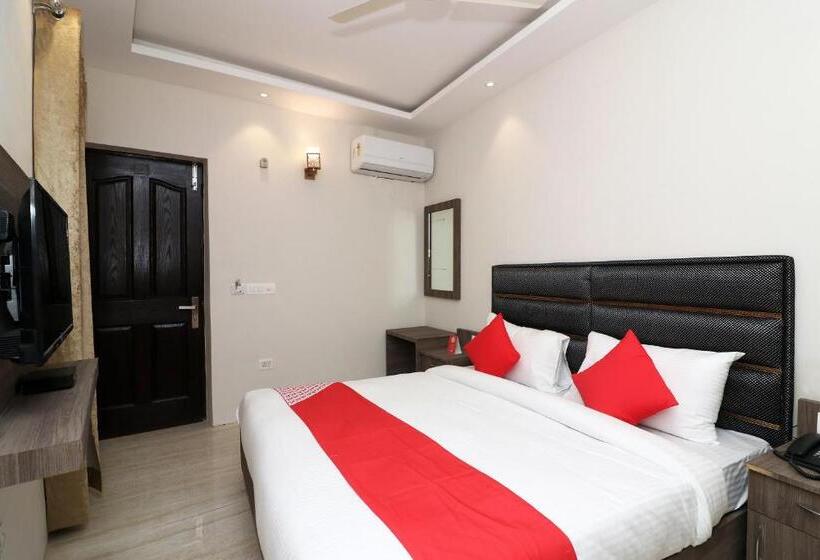 Номер Стандарт, Super Hotel O Chinnamuthu Main Street