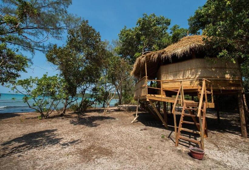 بانگلوی لوکس, Kactus Eco Resort & Wellness On Kohtakiev Island