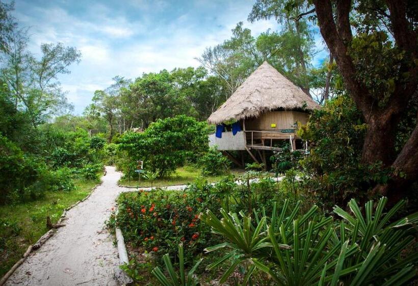 بنگله خانوادگی, Kactus Eco Resort & Wellness On Kohtakiev Island