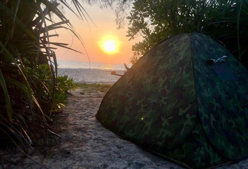 چادر با خدمات رفاهی استاندارد, Kactus Eco Resort & Wellness On Kohtakiev Island