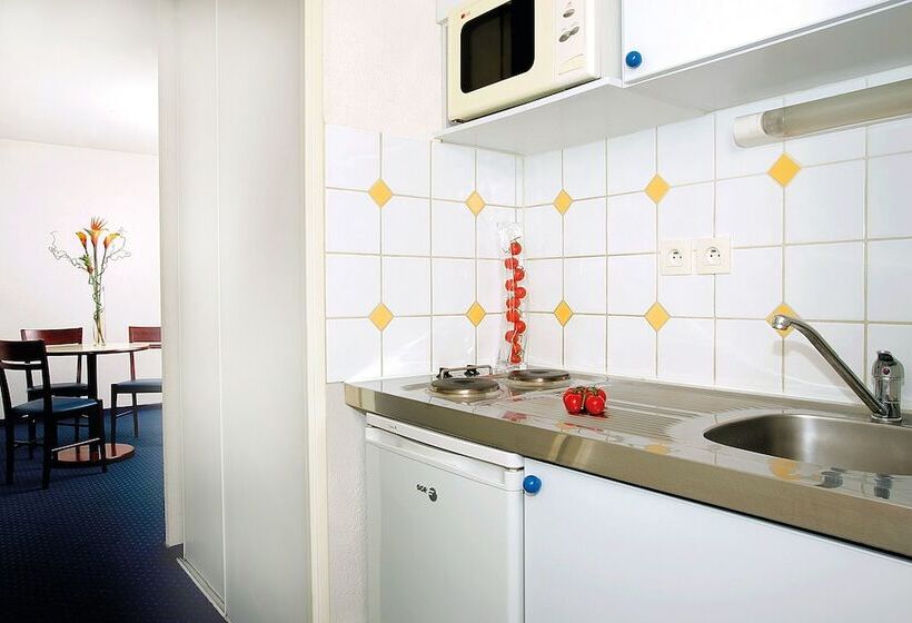 استودیوی استاندارد, Appart City Classic Saintnazaire Centre