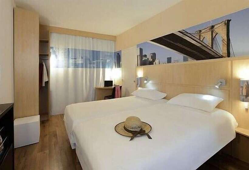 اتاق استاندارد با تخت دوبل و چشم‌انداز دریا, Ibis Styles Deauville Villers Plage