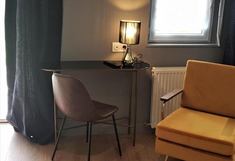اتاق راحتی سه تخته, Le Beaugency