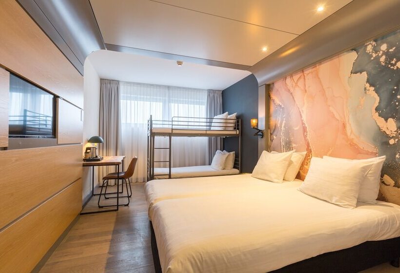 Семейный Номер, Leonardo Hotel Almere City Center