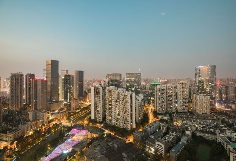 اتاق لوکس با چشم‌انداز شهر, Shangrila Chengdu