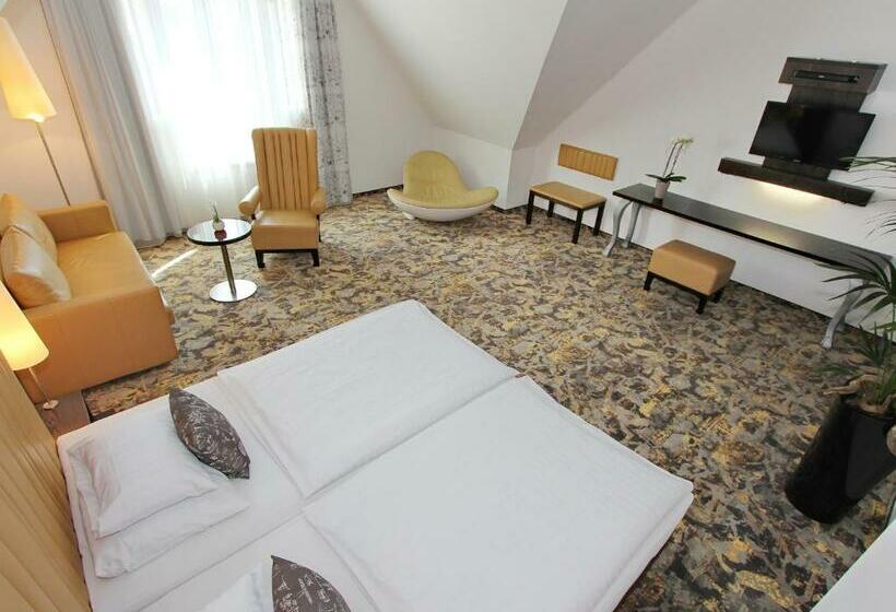 سوییت جونیور, Arcotel Camino Stuttgart