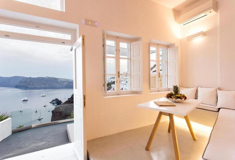 Superior suite with view, Armeni Village