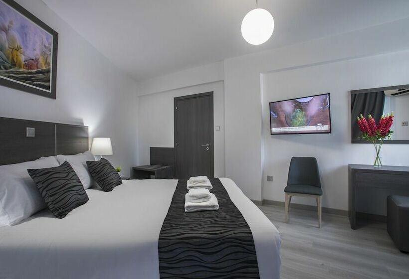 آپارتمان سوپریور 3 خوابه, Blazer Residence