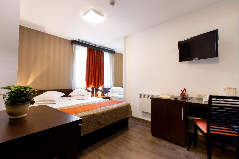 Economy Room, Duke Armeneasca City Center   Ex Tempo