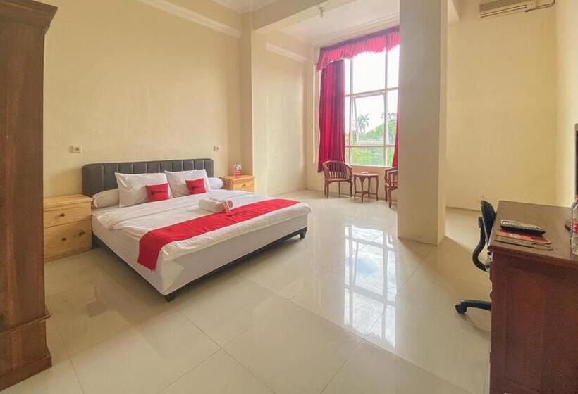 Номер Стандарт, Reddoorz Near Universitas Merdeka Malang 2
