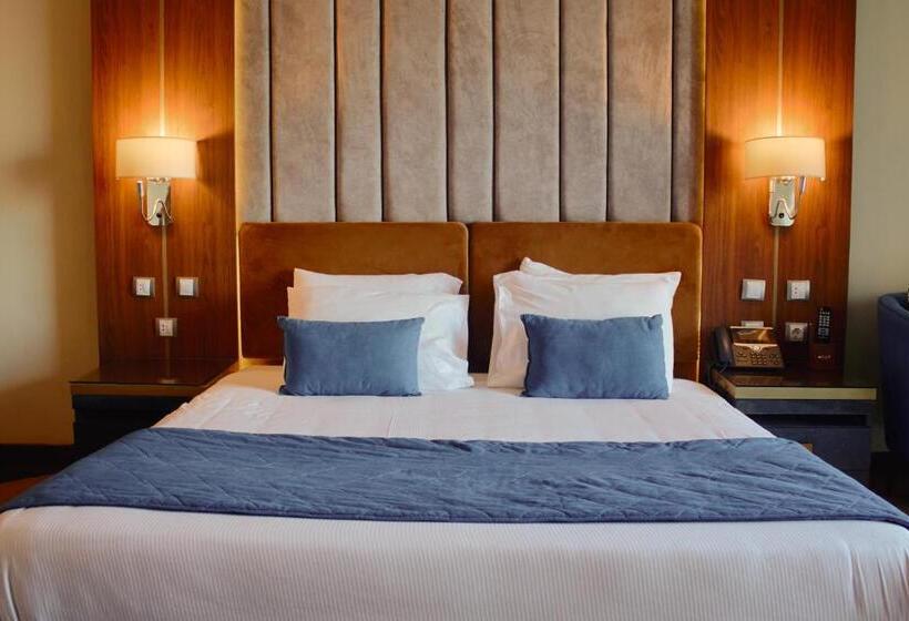 اتاق سوپریور با چشم‌انداز دریا, Tolip Resort El Galala Hills