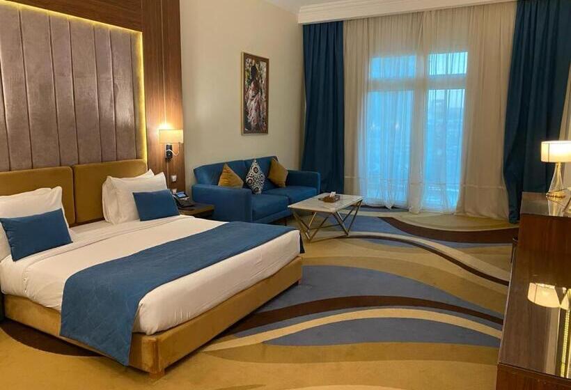 اتاق استاندارد با چشم‌انداز استخر, Tolip Resort El Galala Hills