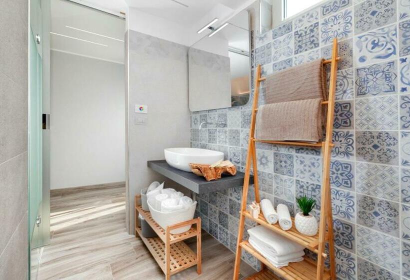 Quarto Superior com Terraço, Pachamama