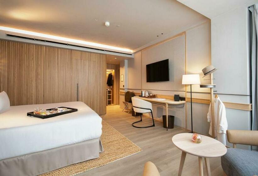 اتاق لوکس, Only You Hotel Málaga