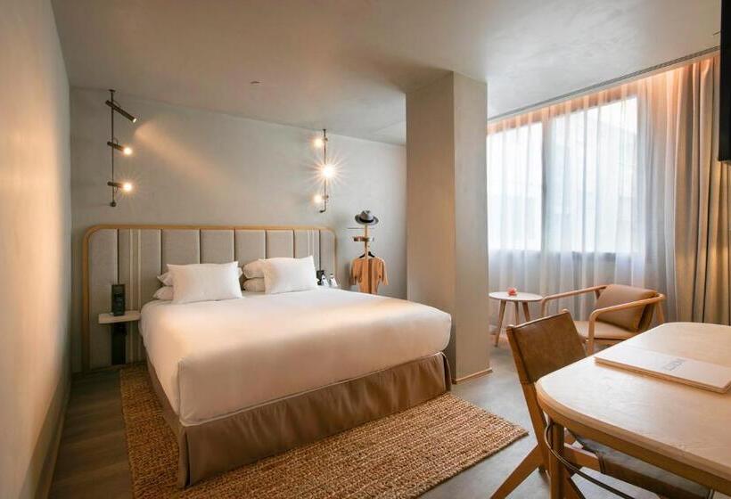 اتاق کلاسیک, Only You Hotel Málaga