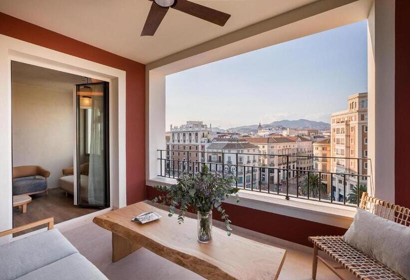 سوئیت جونیور با تراس, Only You Hotel Málaga