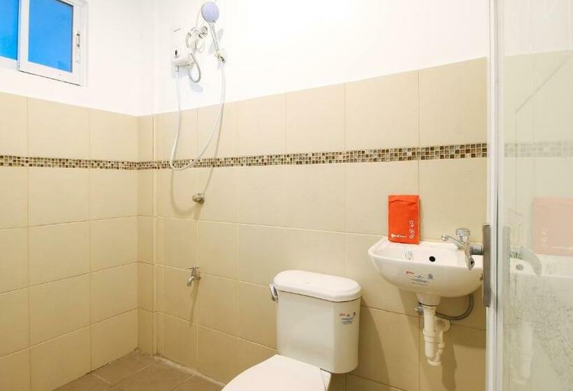 اتاق لوکس, Reddoorz Near Zobel Roxas St