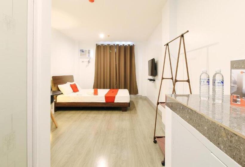 اتاق لوکس, Reddoorz Near Zobel Roxas St