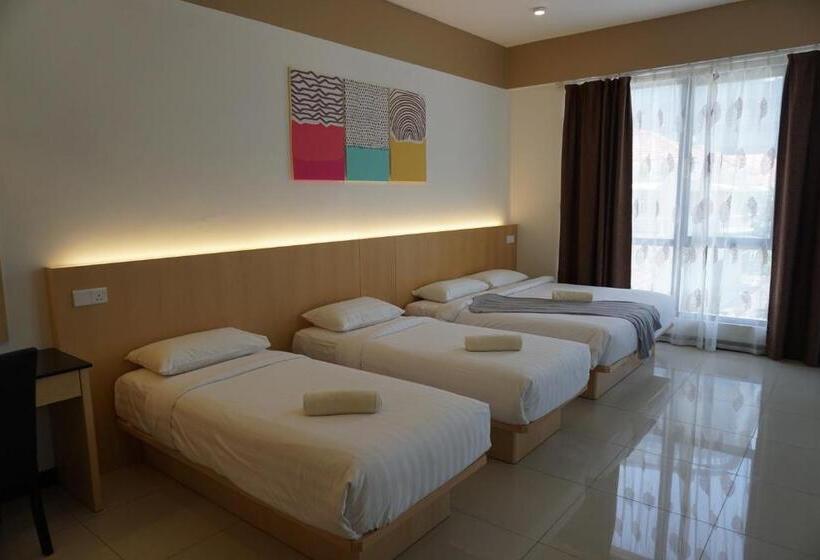 اتاق لوکس خانوادگی, Scott Service Suites