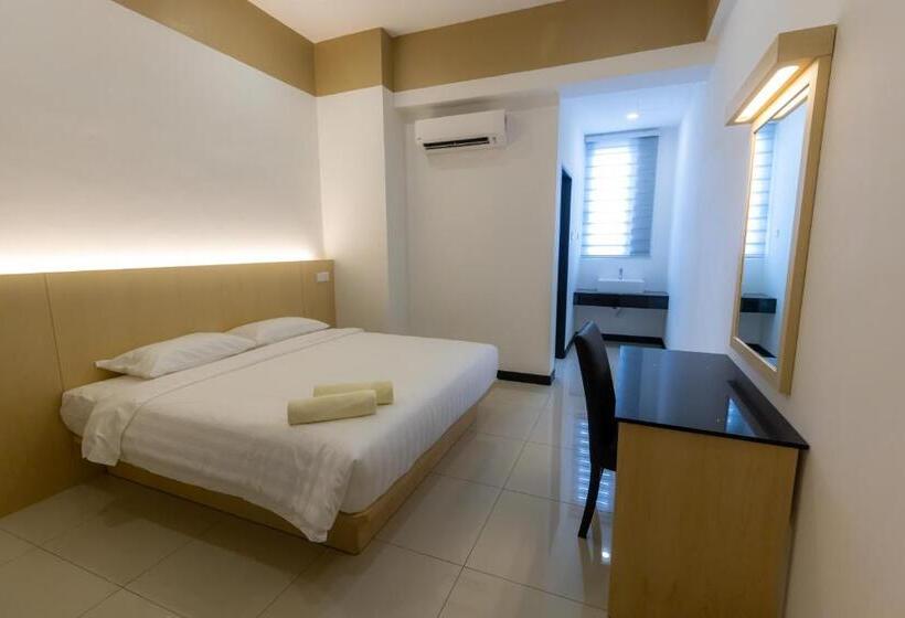 اتاق خانوادگی, Scott Service Suites