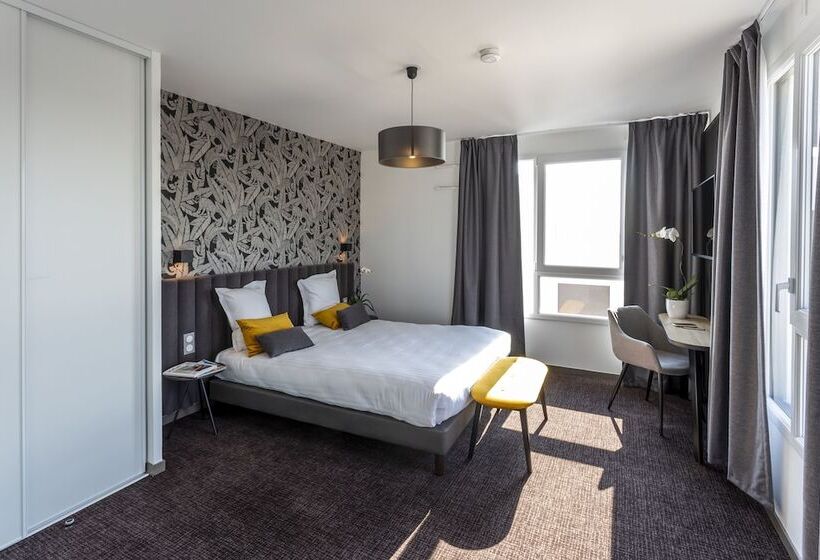 Студия Стандарт, Nemea Appart Hotel Europe Velizy Villacoublay