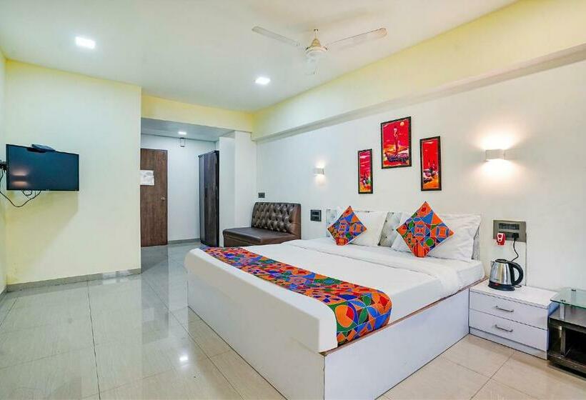 Номер Deluxe, Fabexpress White House   Nr Midc Khargar