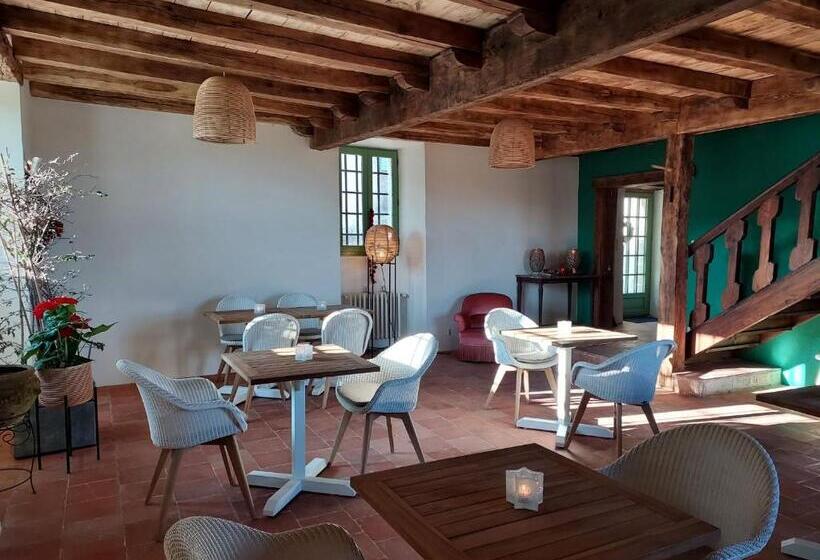 Номер Стандарт, Manoir Le Moulinal47   Vue Panoramique