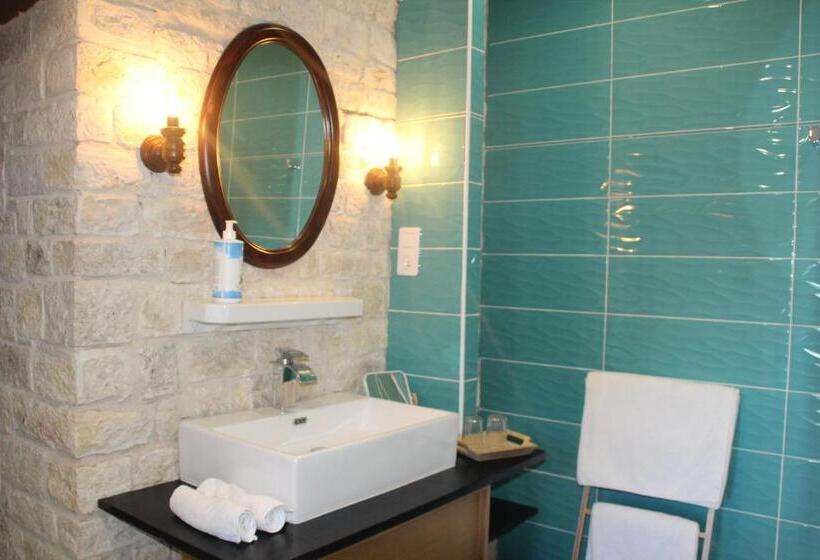 Стандартный Номер Кровать Кинг, Manoir Le Moulinal47   Vue Panoramique
