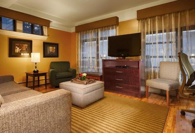 1 Bedroom Penthouse Apartment, Best Western Plus Hospitality House Suites
