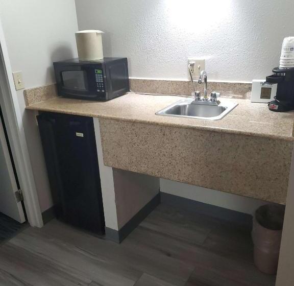 Стандартный Номер Кровать Кинг, Quality Inn Jacksonville   Orange Park Near Naval Air Station