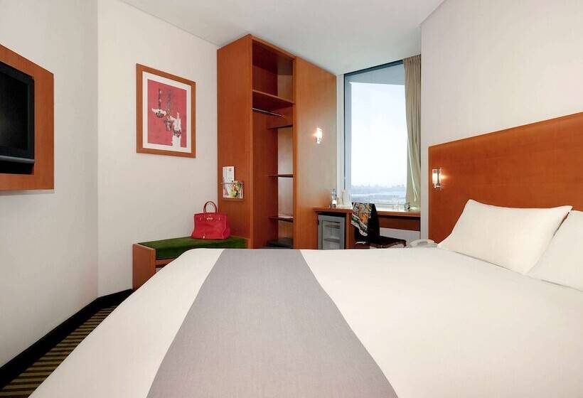 Номер Superior Вид на Море, Ibis Kuwait Salmiya