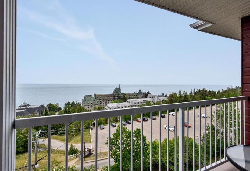 Номер Superior Кровать Куин, Hôtel Et Pavillons Le Petit Manoir Du Casino
