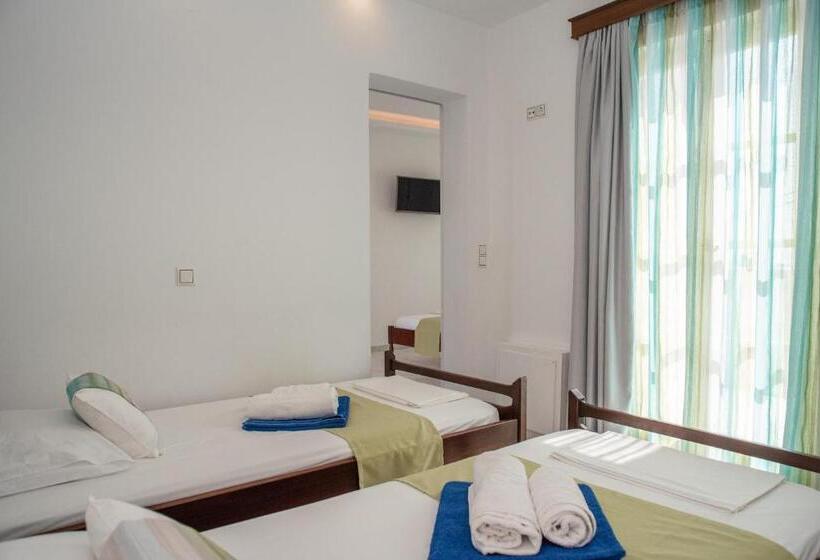 غرفة عائلية مطلّة علي البحر, Adonis Hotel Naxos