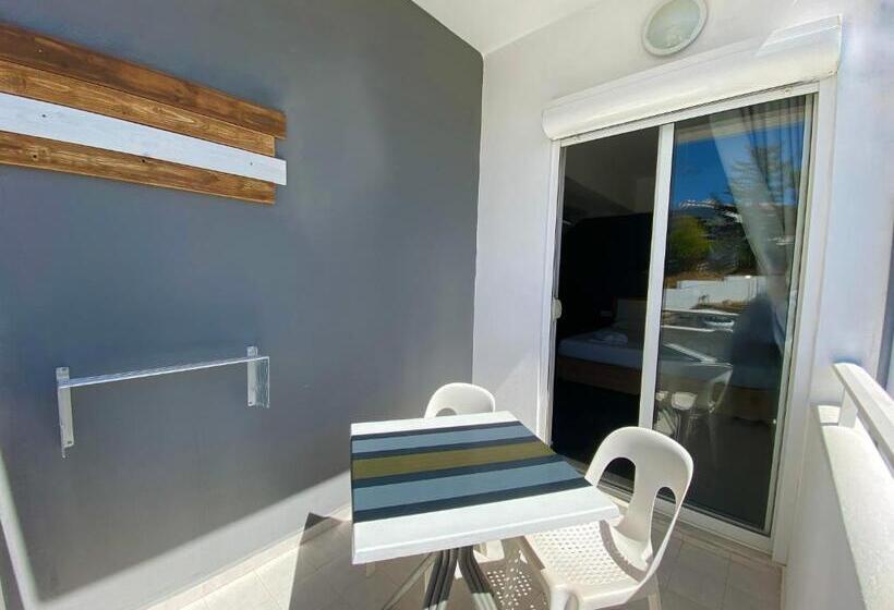استودیوی استاندارد, Family House Faliraki Studios Apartments