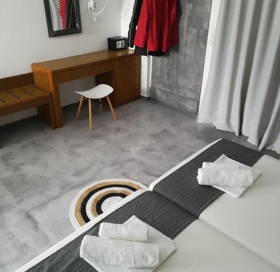 استودیوی استاندارد, Family House Faliraki Studios Apartments